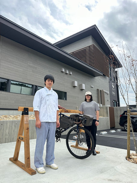 「SUWAKO Terrace(ヌーベル梅林堂諏訪湖店)」スワヤツサイクルスタンド★NO.139★設置。