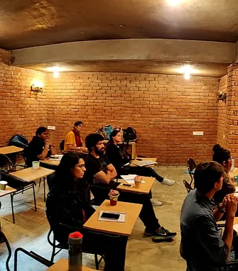 Bharcs Canine Behaviour Diploma India The canine care, behaviour and welfare award qualification is a short award course consisting of 2 units about the care of dogs in kennels and dog day care/boarding facilities i completed the canine care, behaviour and welfare course with animal courses direct and it was the best decision i made.