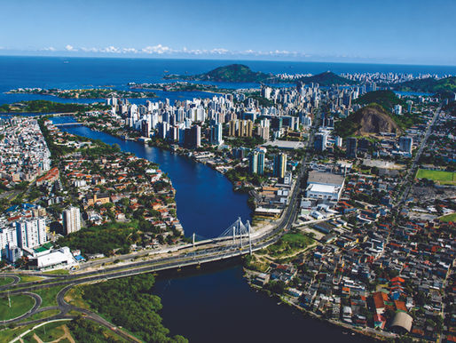 Vitória supera gigantes e assume liderança no IDEB entre capitais do Sudeste.