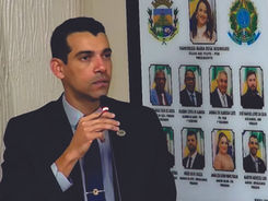 Por 5 votos a 3, Câmara de São José do Calçado recebe denúncia contra vereador Marvem Menezes.