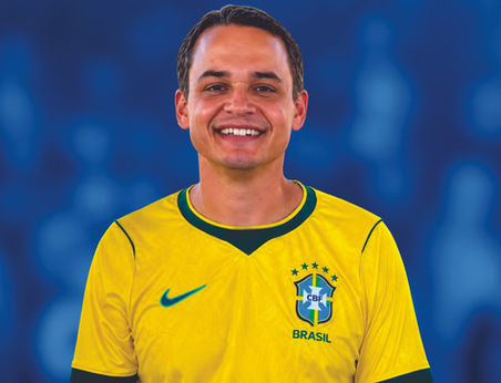 Pazolini assume apoio a Flávio Bolsonaro e aproxima Republicanos de aliança com o PL no Espírito Santo.