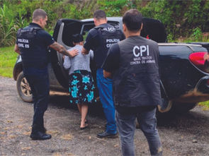 Monstruosidade no ES: mulher que matou cachorro a machadadas é presa em Venda Nova do Imigrante.