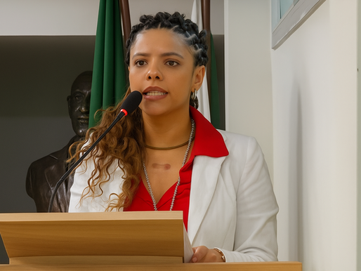 Açucena enfrenta pedido de cassação e denuncia perseguição política.