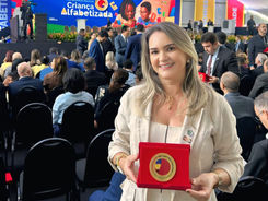Vitória brilha no Brasil: capital conquista Ouro na alfabetização e vira referência nacional.