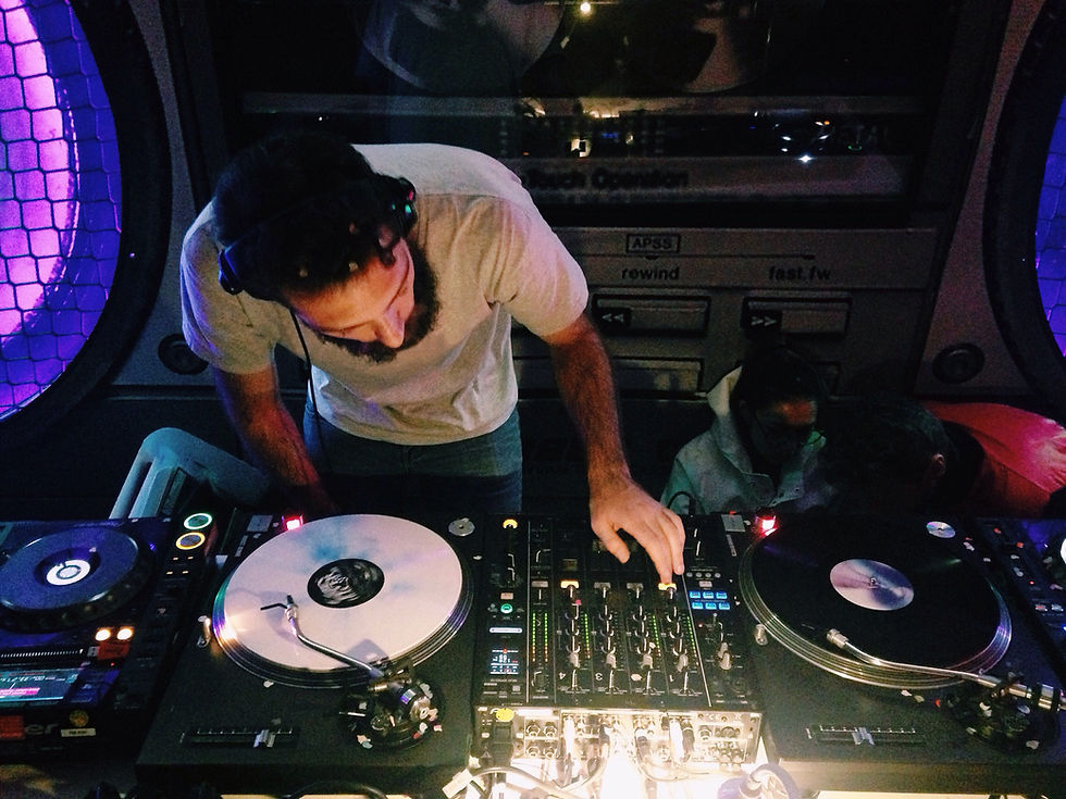 DJ Mixing Vinyl