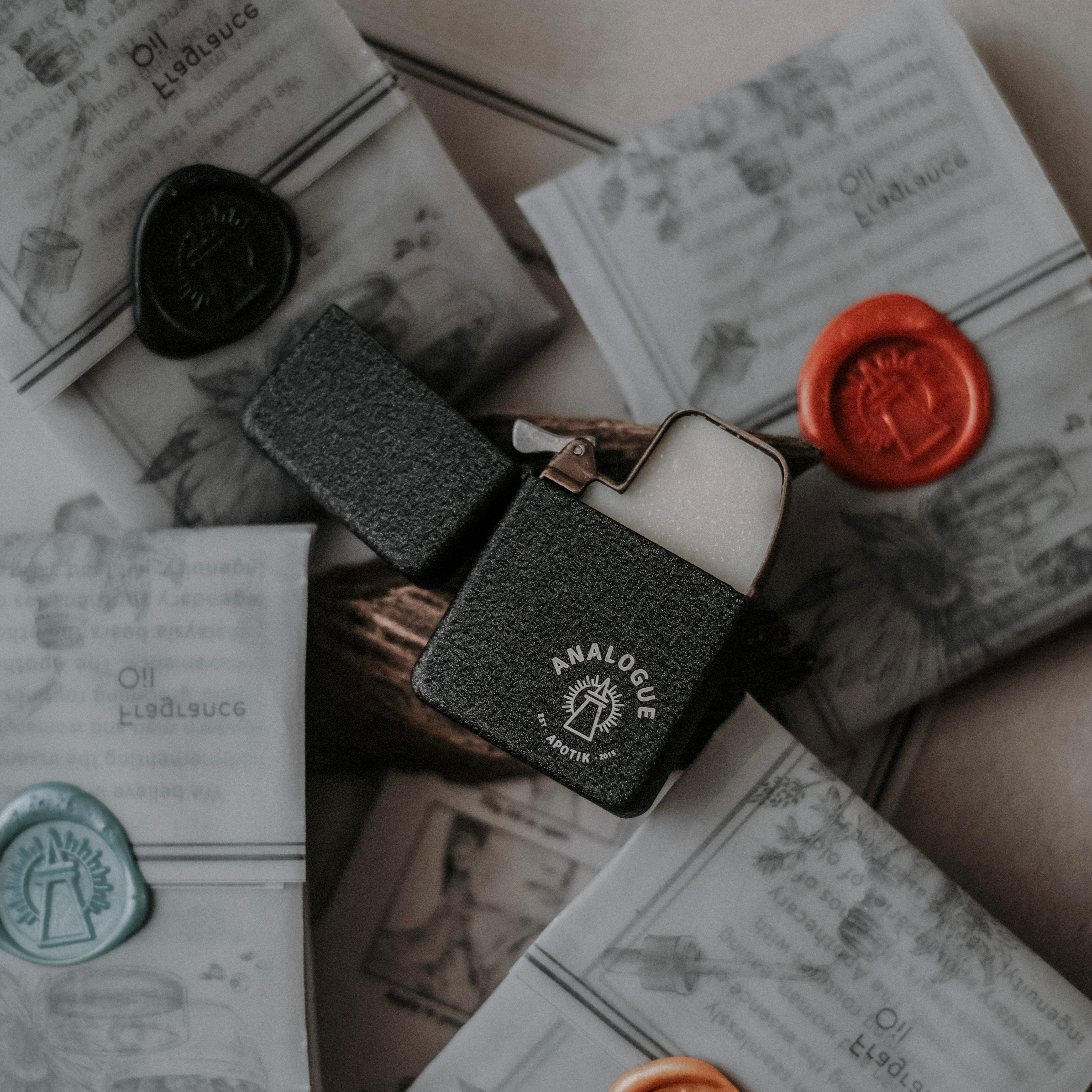 AA | Omni Crackle Solid Cologne