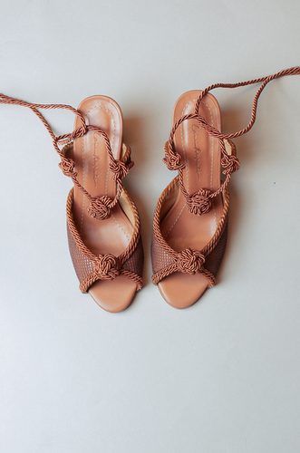 Tereza Alto Castanho | Atelier Lane Marinho