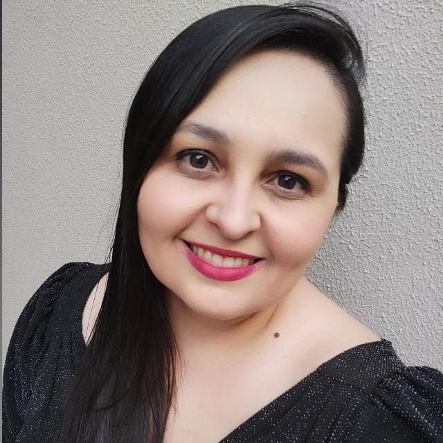Jaquelini Souza