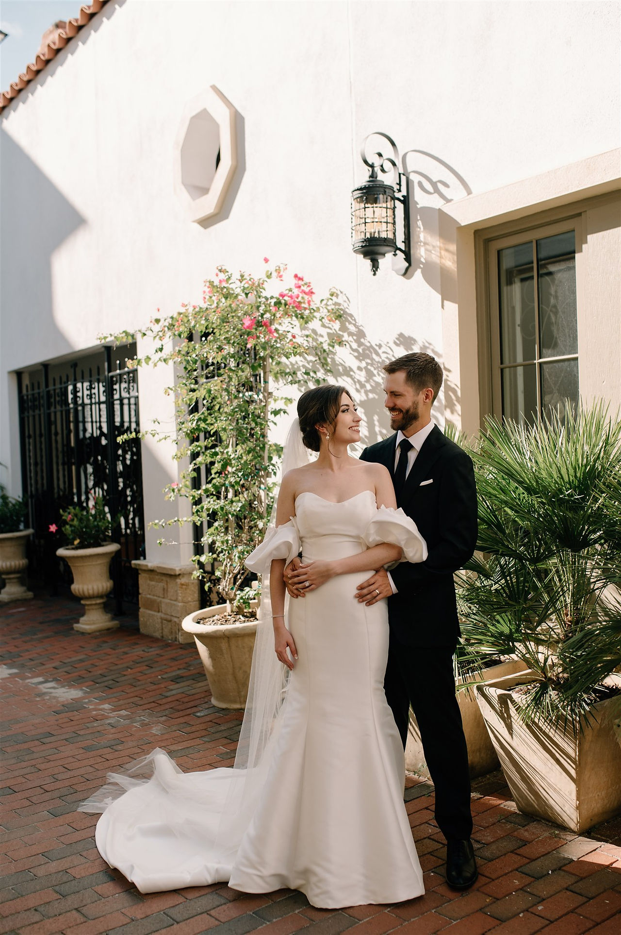 couple has romantic sunset portraits at the white room in st augustine
