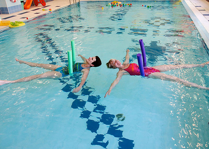 Aqua aerobik v Juklíku: Elixír energie a relaxace v jednom