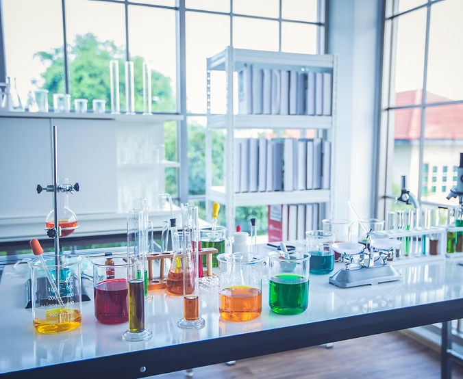 Preparación de soluciones para el laboratorio químico