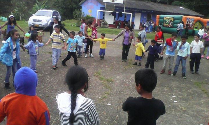 Fiesta Infantil, chicle recreaciones