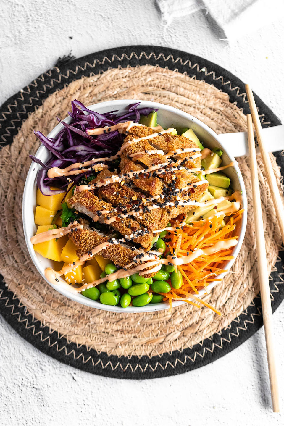 Pokebowl met crispy chicken