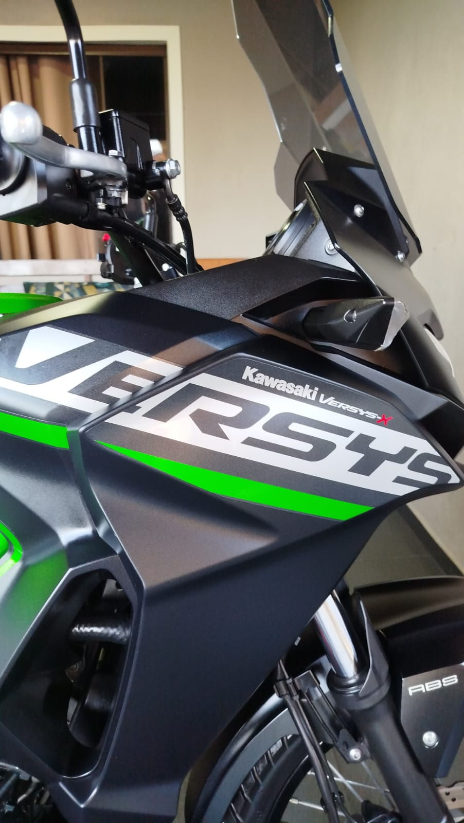 Miniatura: VERSYS 300 2022 VERDE