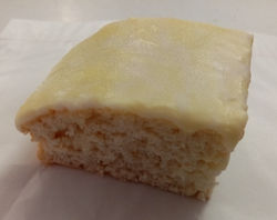 Lemon Cake Slice
