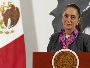 Sheinbaum reprende a Chicharito: comentario “muy machista”