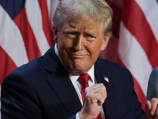 Trump se burla de países que buscan negociar aranceles