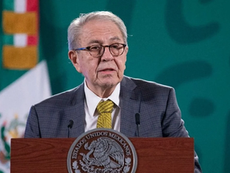 Jorge Alcocer Agradece a AMLO por la Oportunidad de Transformar la Salud en México