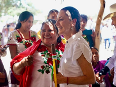 Pueblo yaqui entrega bastón de mando a Sheinbaum