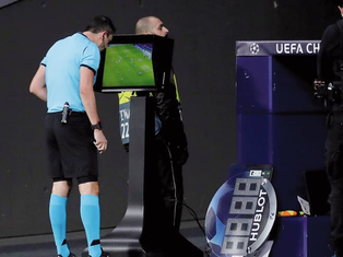 FIFA usará cámaras en árbitros y sancionará a porteros
