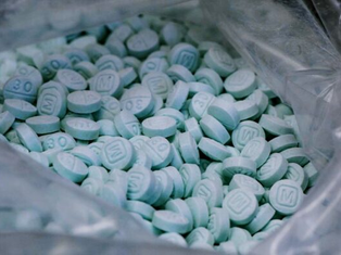 FGR asegura 200 mil pastillas de fentanilo en Sonora