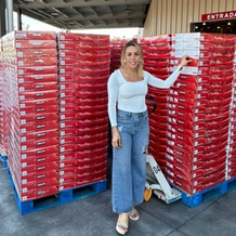 Mujer compra mil Roscas en Costco y las revende en Manzanillo
