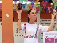 Sheinbaum lanza la "Miel del Bienestar" en Yucatán