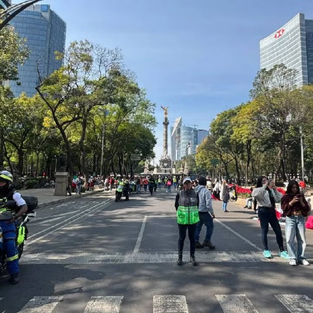Marcha de la Generación Z en CDMX se topa con vendimia y baja asistencia