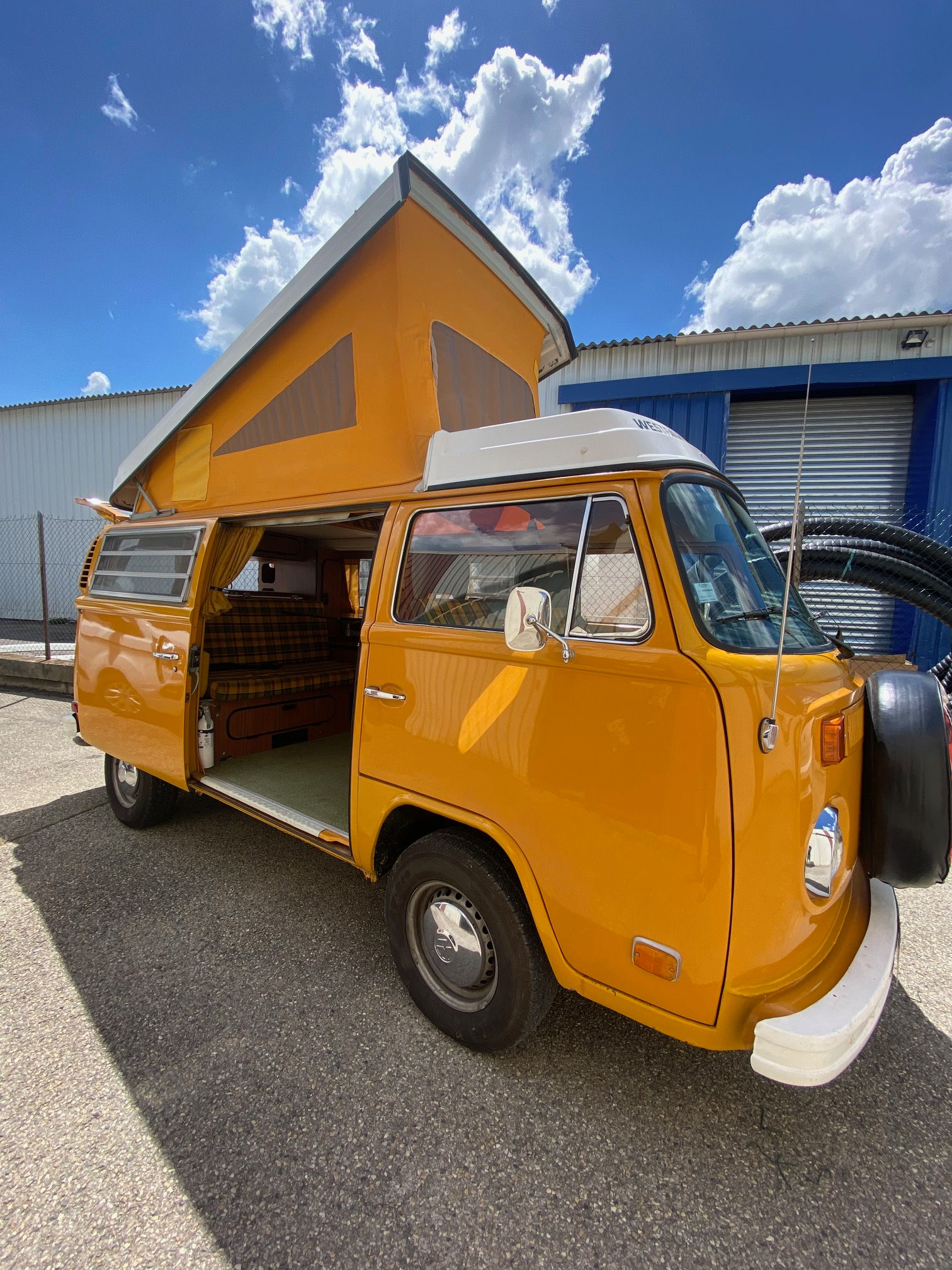 VW combi Westfalia 1977