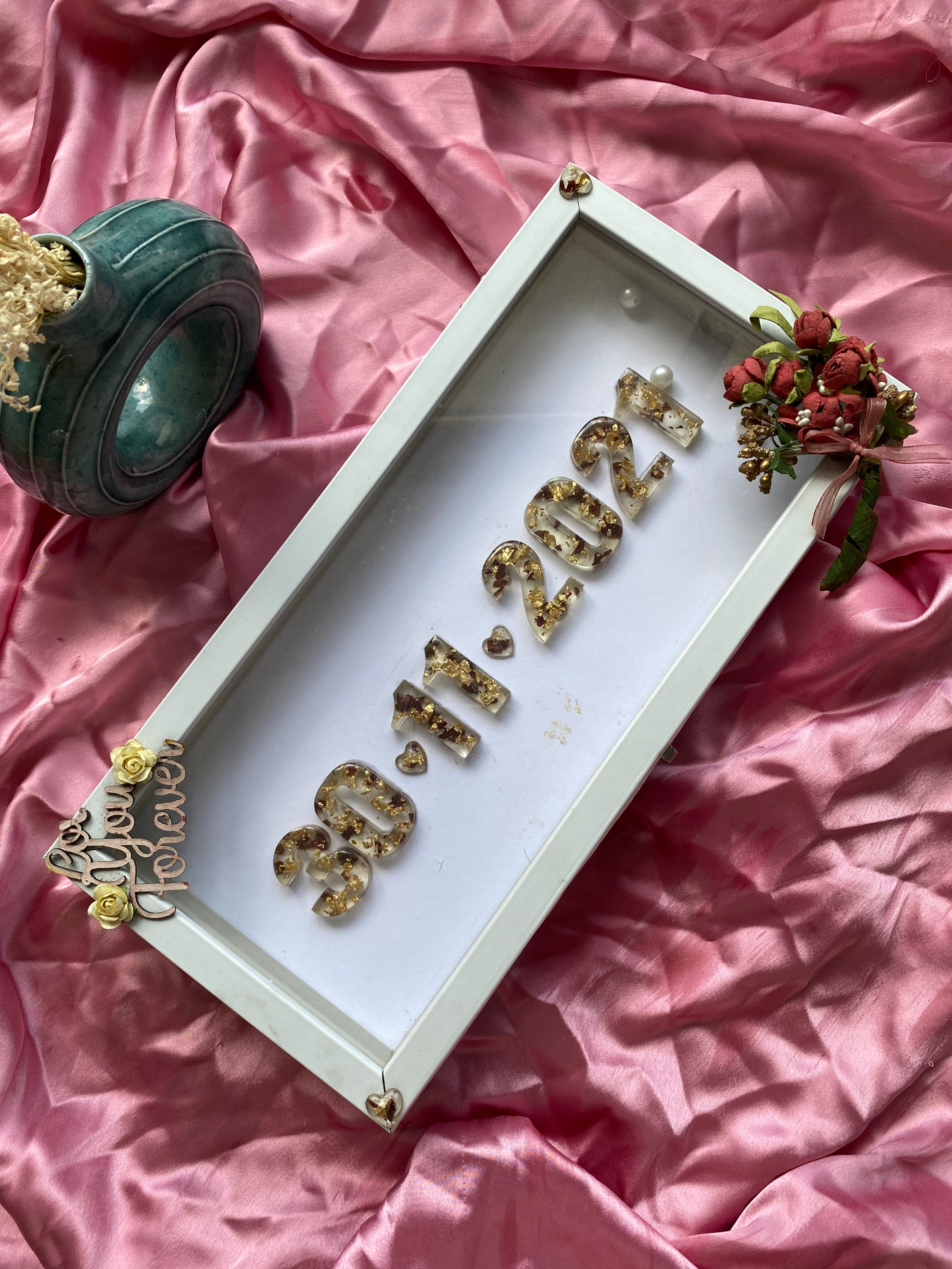 Resin Art Flower Preservation Date Frame