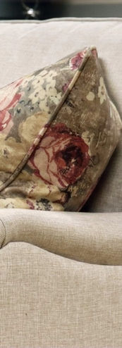 Laura Arm_edited.jpg