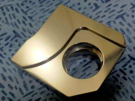 真鍮部品の精密研磨なら大阪守口市の旭研磨工業所|高精度研磨技術の秘密