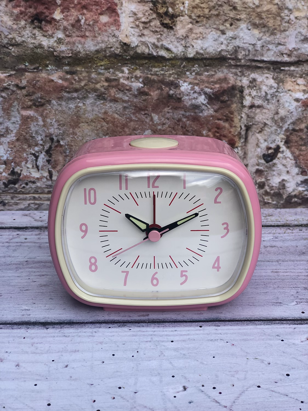 Thumbnail: Retro Alarm Clocks