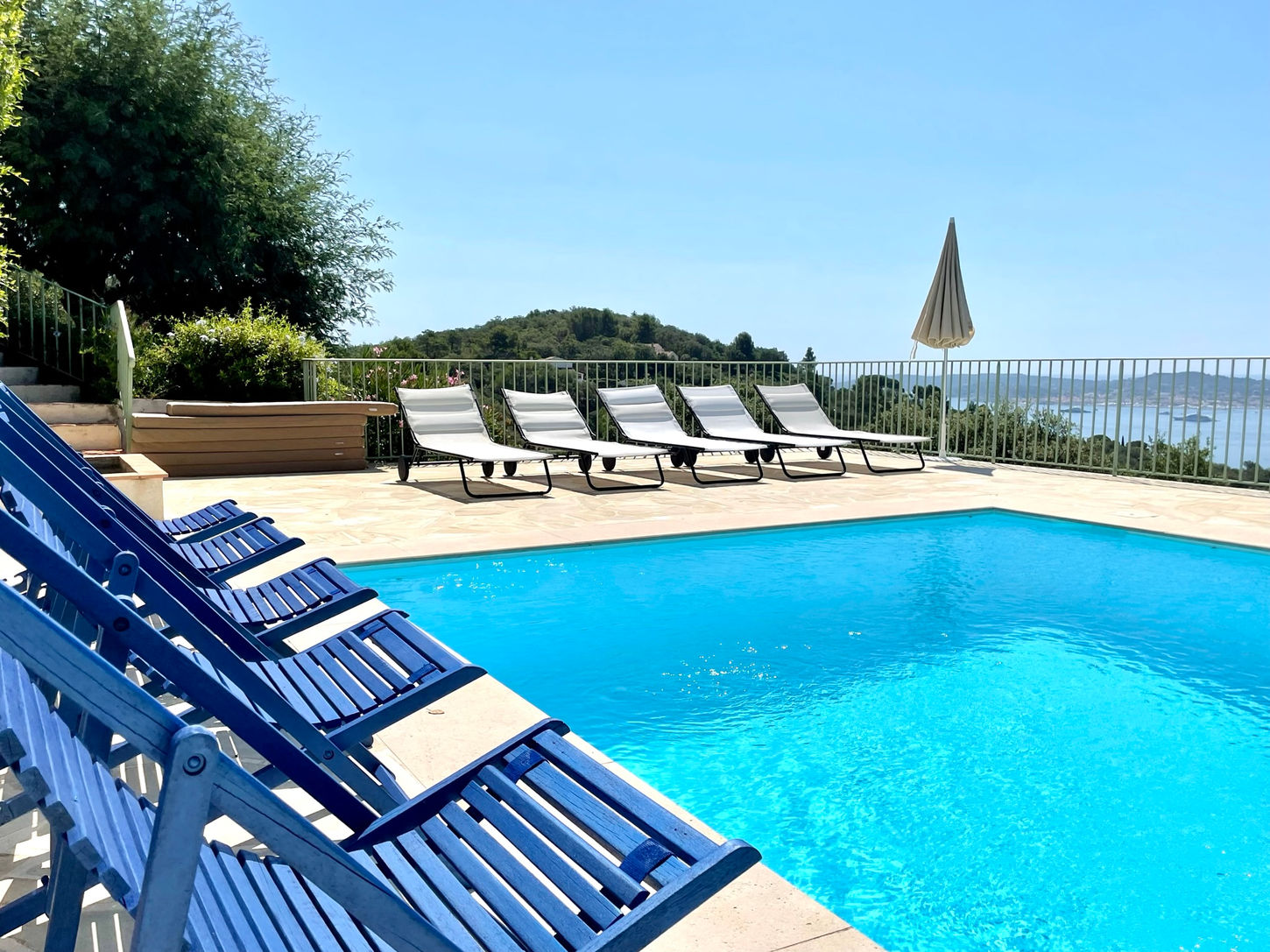 Agence location villa luxe Grimaud, Golfe de Saint-Tropez