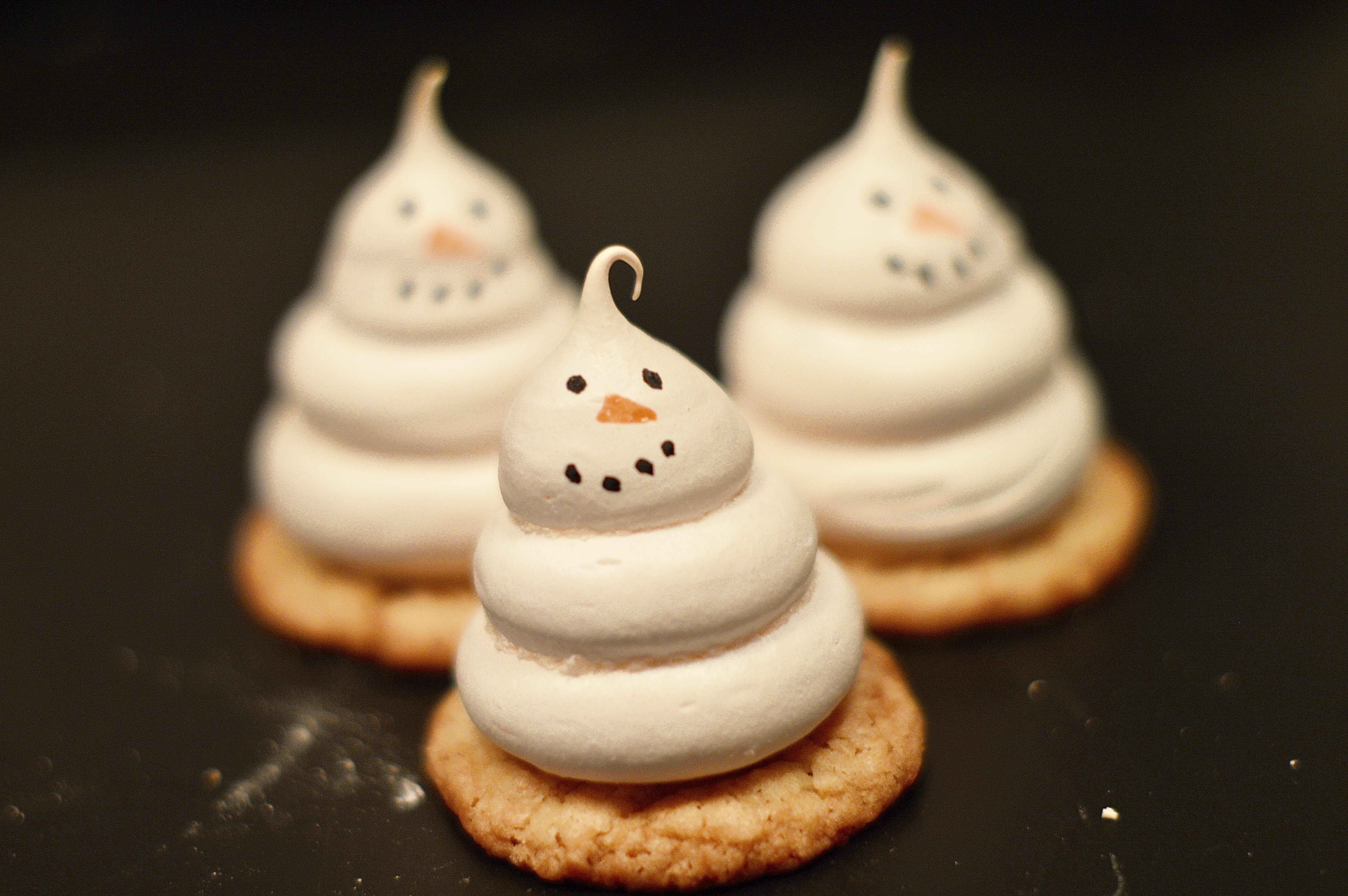 frenchie snowman biscuits