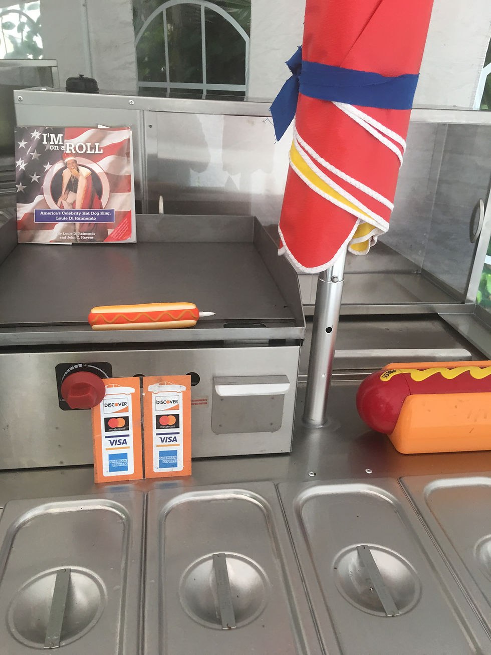 Thumbnail: Kings crown cart with 18 x 18 flat surface griddle