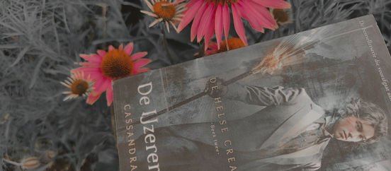 Book Review | The Infernal Devices: Clockwork Prince by Cassandra Clare