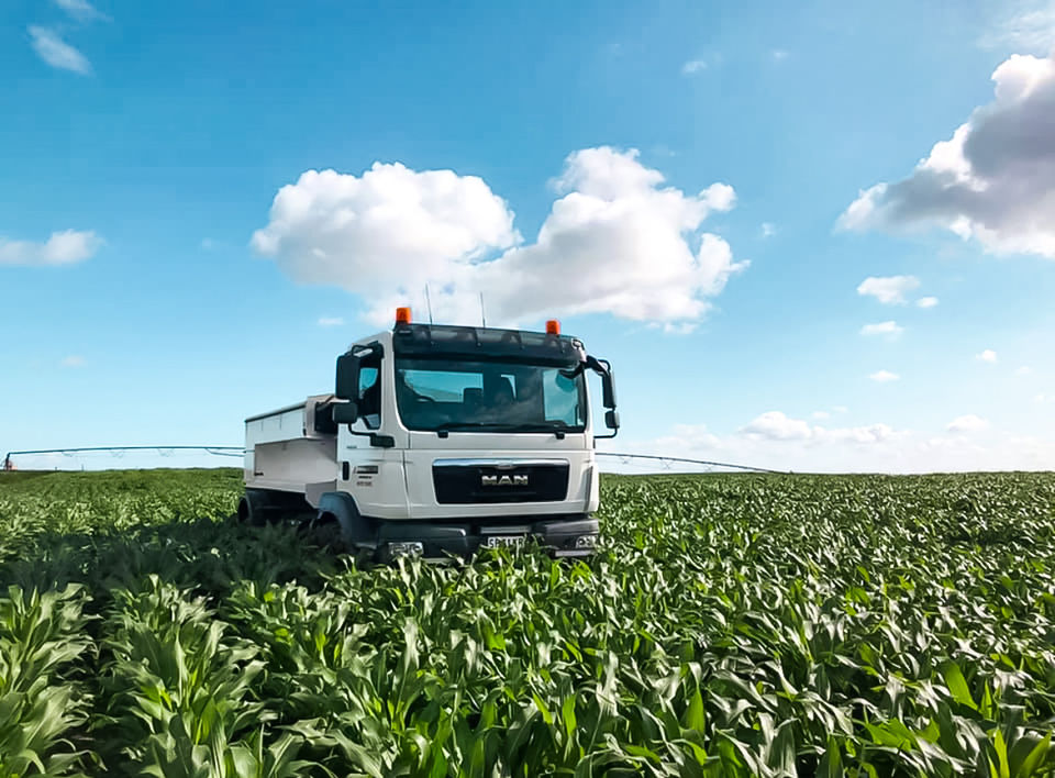 Spreading fertiliser