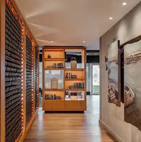 Canopy Baltimore Lobby Entry Corridor