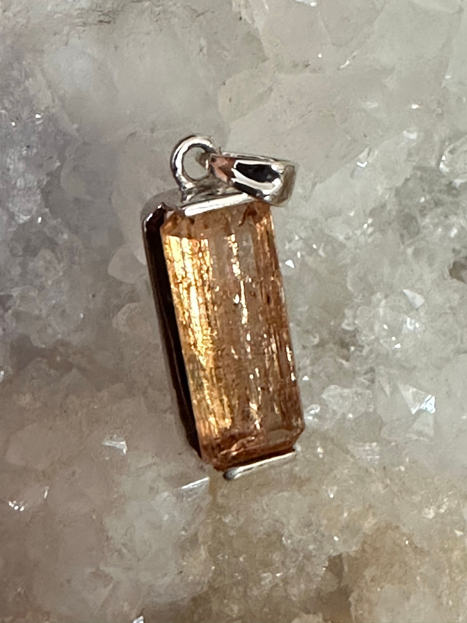 Pendentif topaze impérial argent