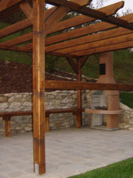 Dřevěná pergola