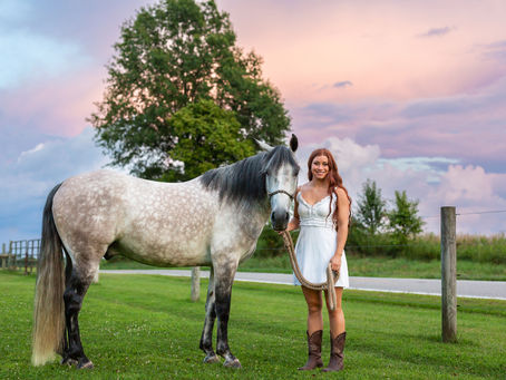 Senior Pictures with Horses in Ohio