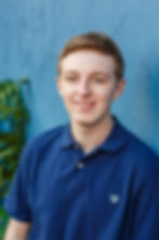 What to wear for guys in senior pictures polo shirt in Olentangy senior portrait