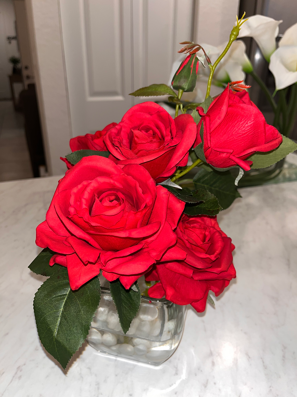 Thumbnail: Red Roses 