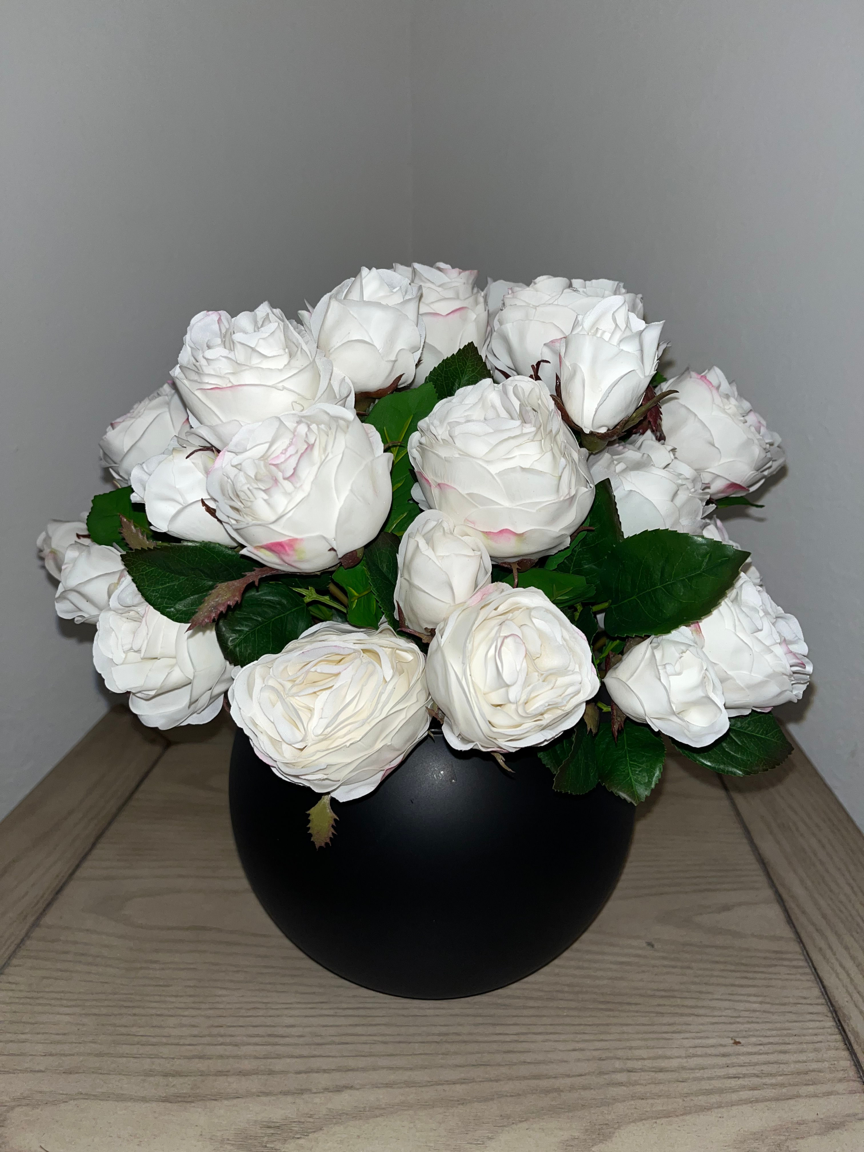 White Roses , Black Round Vase .