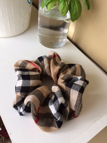 burberry scrunchie