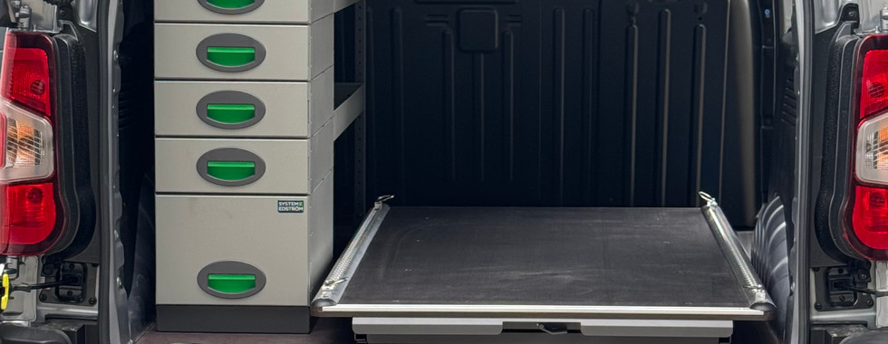 Toyota Proace City with racking system from Hoobrid