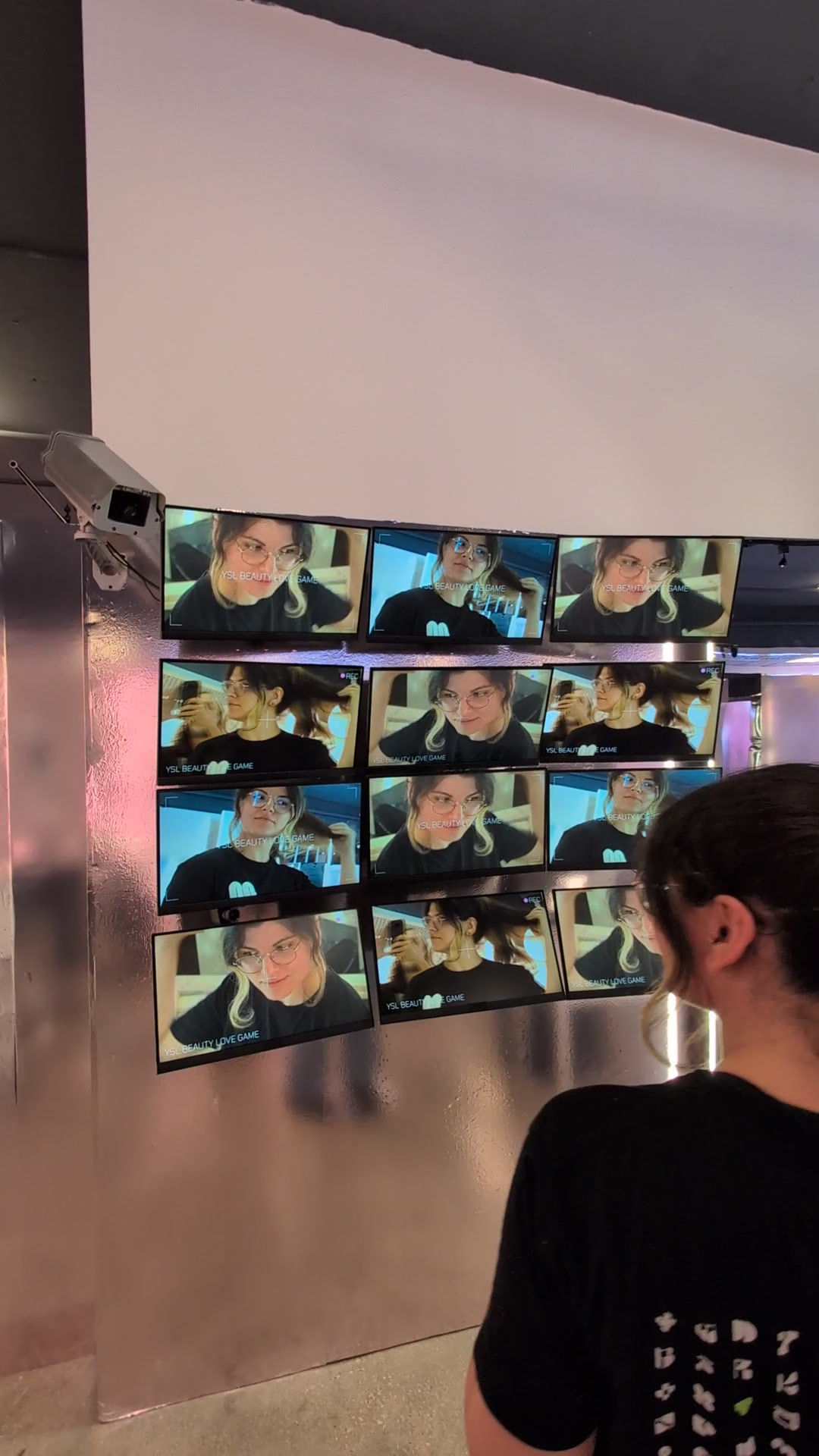 Interactive LCD Wall Rental