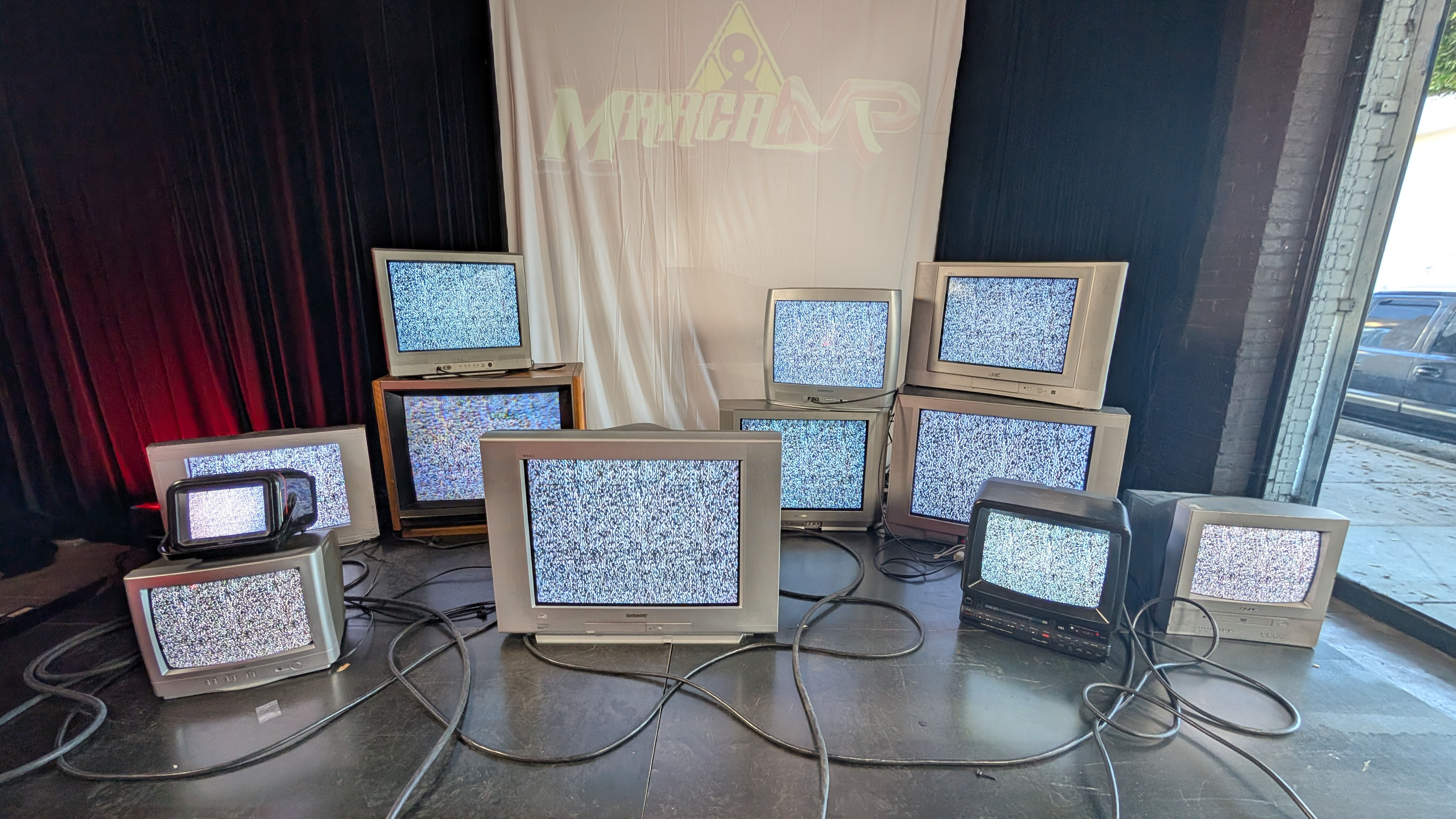 Vintage CRT TV Wall Stage Design