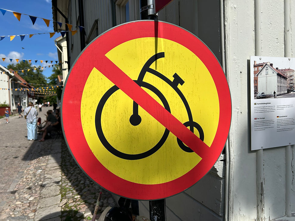 Fru ResGlad besöker Wadköping och Stadsparken i Örebro